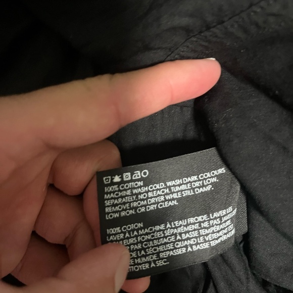 Women's Club Monaco Black Size Medium Button-Down Shirt - Picture 3 of 4